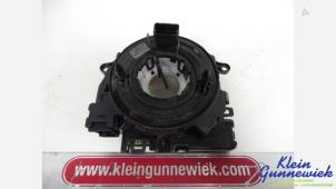 Begagnade Klockfjäder, airbag Volkswagen Touran Pris € 40,00 Marginaltabell erbjuds av Klein Gunnewiek Autodemontage & Motorentechniek