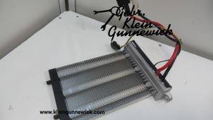Used Heating radiator Volvo V40 Price € 125,00 Margin scheme offered by Gebr.Klein Gunnewiek Ho.BV