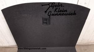 Usagé Coffre tapis Audi A5 Prix € 45,00 Règlement à la marge proposé par Gebr.Klein Gunnewiek Ho.BV