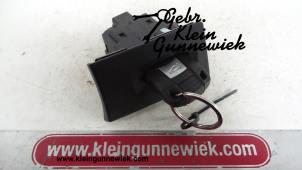 Used Ignition lock + key BMW 3-Serie Price € 25,00 Margin scheme offered by Gebr.Klein Gunnewiek Ho.BV