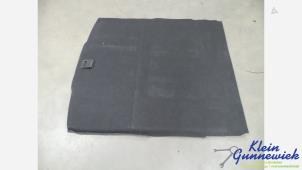 Begagnade Bagagematta Volkswagen Passat Pris € 50,00 Marginaltabell erbjuds av Klein Gunnewiek Autodemontage & Motorentechniek