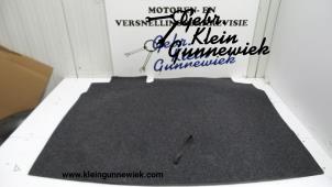 Usados Alfombrilla de maletero Volkswagen Golf Precio € 40,00 Norma de margen ofrecido por Gebr.Klein Gunnewiek Ho.BV