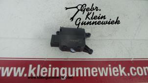 Usagé Clapet chauffage moteur Volkswagen Scirocco Prix € 25,00 Règlement à la marge proposé par Gebr.Klein Gunnewiek Ho.BV