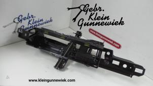 Usados Mecanismo basculante de pantalla Audi A6 Precio € 75,00 Norma de margen ofrecido por Gebr.Klein Gunnewiek Ho.BV