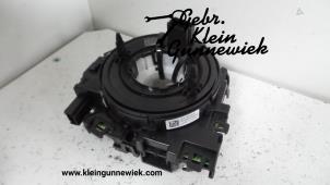 Used Airbag clock spring Volkswagen Touareg Price € 45,00 Margin scheme offered by Gebr.Klein Gunnewiek Ho.BV