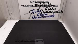 Usagé Coffre tapis Volkswagen Golf Prix € 40,00 Règlement à la marge proposé par Gebr.Klein Gunnewiek Ho.BV