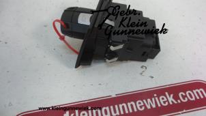 Usados Cerradura de contacto y llave BMW 3-Serie Precio € 25,00 Norma de margen ofrecido por Gebr.Klein Gunnewiek Ho.BV