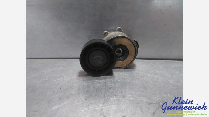 Usados Rodillo tensor correa múltiple Opel Astra Precio € 22,00 Norma de margen ofrecido por Klein Gunnewiek Autodemontage & Motorentechniek
