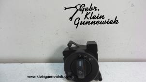 Używane Przelacznik swiatel Volkswagen Crafter Cena € 25,00 Procedura marży oferowane przez Gebr.Klein Gunnewiek Ho.BV