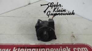 Używane Przelacznik swiatel Volkswagen Crafter Cena € 20,00 Procedura marży oferowane przez Gebr.Klein Gunnewiek Ho.BV