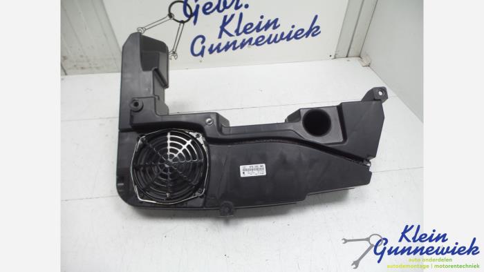Używane Glosnik Audi RS4 Cena € 27,00 Procedura marży oferowane przez Klein Gunnewiek Autodemontage & Motorentechniek