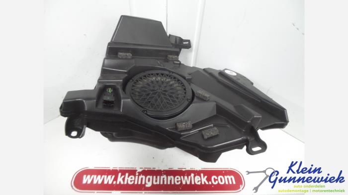 Używane Glosnik Audi RS5 Cena € 58,00 Procedura marży oferowane przez Klein Gunnewiek Autodemontage & Motorentechniek