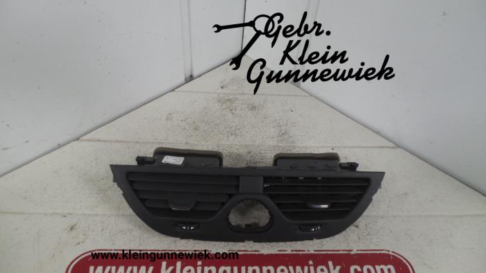 Dashboard vent from a Opel Corsa 2016