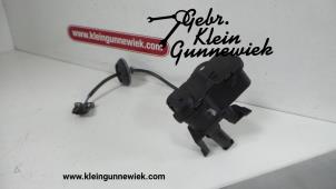 Usagé Moteur verrouillage centrale des portes Volkswagen Jetta Prix € 17,50 Règlement à la marge proposé par Gebr.Klein Gunnewiek Ho.BV