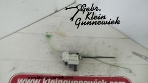 Used Central locking motor BMW 1-Serie Price € 20,00 Margin scheme offered by Gebr.Klein Gunnewiek Ho.BV
