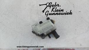 Used Central locking motor BMW X1 Price € 20,00 Margin scheme offered by Gebr.Klein Gunnewiek Ho.BV
