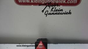 Używane Przelacznik swiatel awaryjnych Volkswagen Lupo Cena € 15,00 Procedura marży oferowane przez Gebr.Klein Gunnewiek Ho.BV