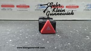 Gebrauchte Panikbeleuchtung Schalter Volkswagen Lupo Preis € 15,00 Margenregelung angeboten von Gebr.Klein Gunnewiek Ho.BV