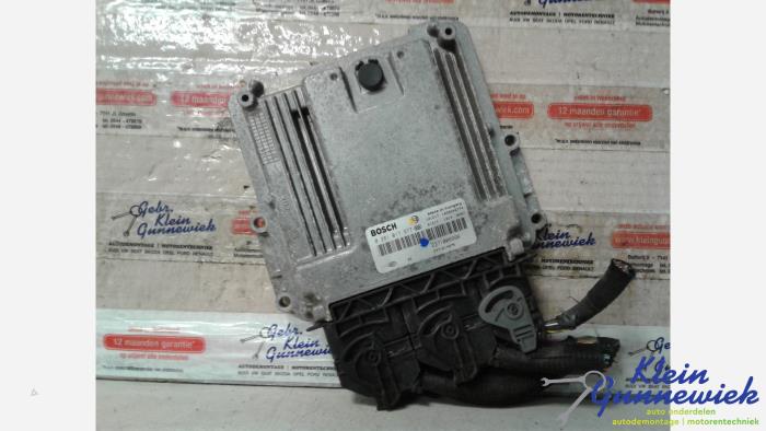 Used Injection computer Opel Movano Price € 100,00 Margin scheme offered by Klein Gunnewiek Autodemontage & Motorentechniek