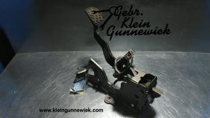 Używane Pedal hamulca Renault Koleos Cena € 45,00 Procedura marży oferowane przez Gebr.Klein Gunnewiek Ho.BV