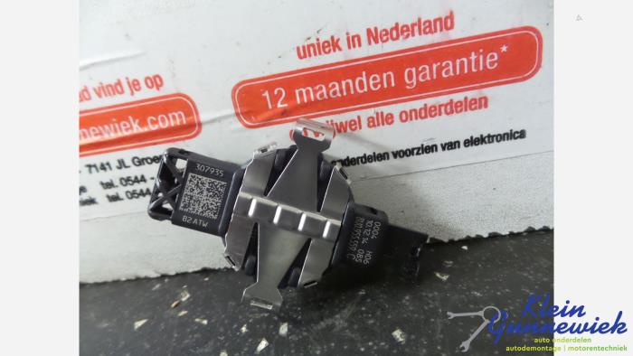 Begagnade Regnsensor Audi SQ5 Pris € 17,00 Marginaltabell erbjuds av Klein Gunnewiek Autodemontage & Motorentechniek