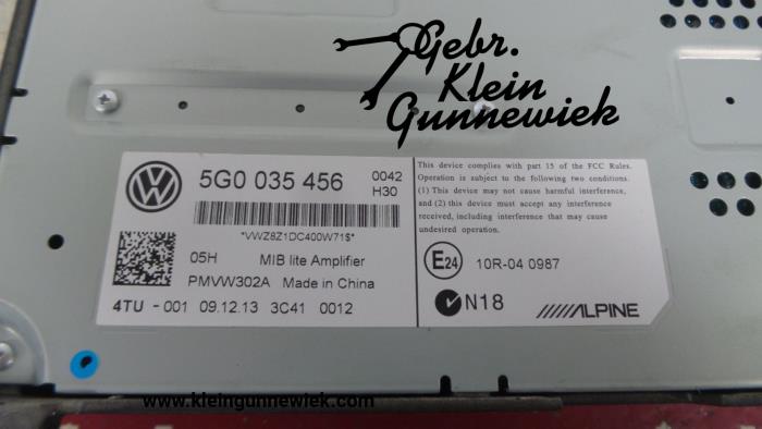 Radio amplifier from a Volkswagen Golf 2014