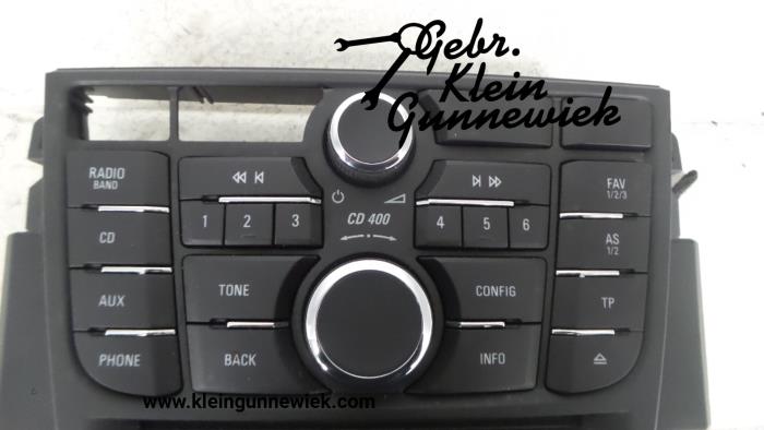 Radio control panel from a Opel Astra 2014