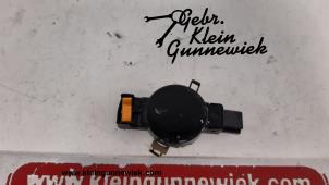 Usagé Capteur de pluie BMW 1-Serie Prix € 60,00 Règlement à la marge proposé par Gebr.Klein Gunnewiek Ho.BV