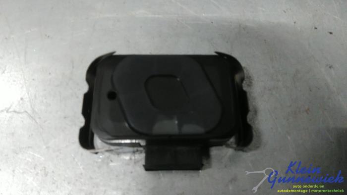 Begagnade Regnsensor Opel Vectra Pris € 38,00 Marginaltabell erbjuds av Klein Gunnewiek Autodemontage & Motorentechniek