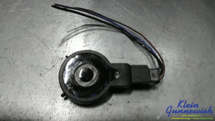 Begagnade Regnsensor Opel Corsa Pris € 16,00 Marginaltabell erbjuds av Klein Gunnewiek Autodemontage & Motorentechniek