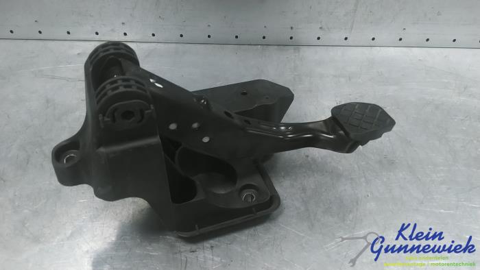 Używane Pedal hamulca Volkswagen Polo Cena € 30,00 Procedura marży oferowane przez Klein Gunnewiek Autodemontage & Motorentechniek