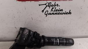 Usagé Commutateur essuie-glace Kia Picanto Prix € 25,00 Règlement à la marge proposé par Gebr.Klein Gunnewiek Ho.BV
