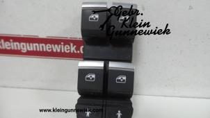 Used Multi-functional window switch Audi Q7 Price € 40,00 Margin scheme offered by Gebr.Klein Gunnewiek Ho.BV