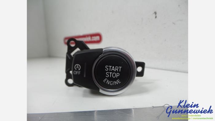 Używane Przelacznik Start/Stop BMW X5 Cena € 29,00 Procedura marży oferowane przez Klein Gunnewiek Autodemontage & Motorentechniek