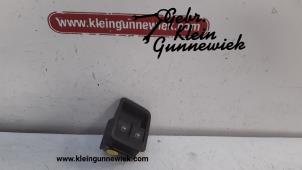 Used Multi-functional window switch Volkswagen Caddy Price € 20,00 Margin scheme offered by Gebr.Klein Gunnewiek Ho.BV