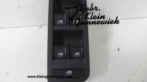 Used Multi-functional window switch Volkswagen Golf Price € 25,00 Margin scheme offered by Gebr.Klein Gunnewiek Ho.BV