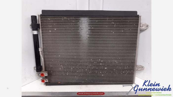 Usagé Condenseur de climatisation Volkswagen Passat Prix € 59,00 Règlement à la marge proposé par Klein Gunnewiek Autodemontage & Motorentechniek