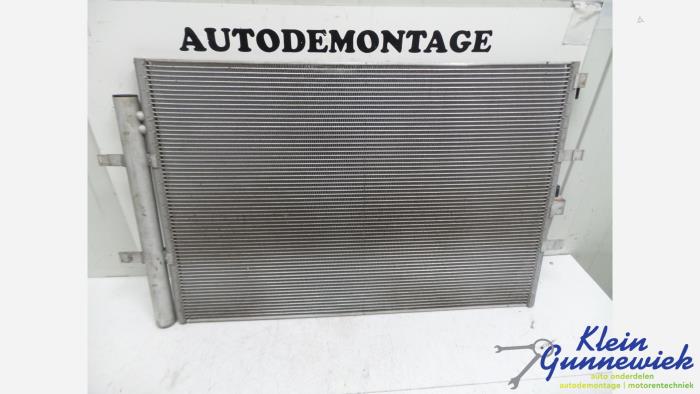 Usagé Condenseur de climatisation Ford Transit Prix € 76,00 Règlement à la marge proposé par Klein Gunnewiek Autodemontage & Motorentechniek