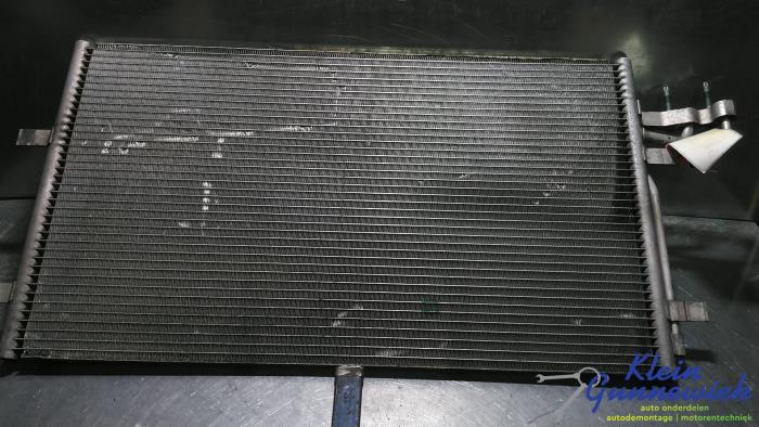 Begagnade Kondensor, luftkonditionering Ford Focus Pris € 40,00 Marginaltabell erbjuds av Klein Gunnewiek Autodemontage & Motorentechniek