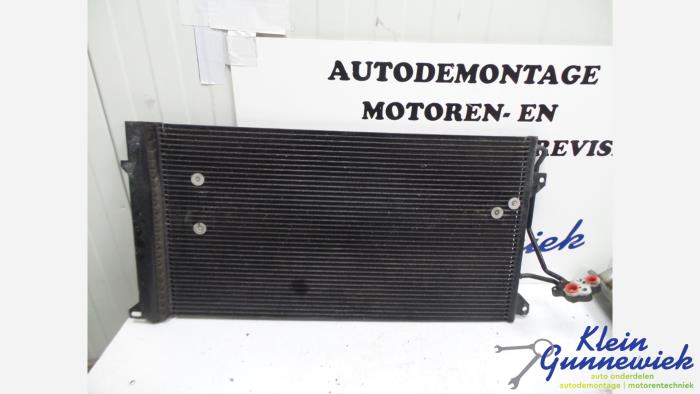 Usagé Condenseur de climatisation Volkswagen Touareg Prix € 27,00 Règlement à la marge proposé par Klein Gunnewiek Autodemontage & Motorentechniek