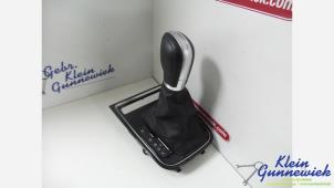 Usados Funda de palanca de cambios Volkswagen Jetta Precio € 65,00 Norma de margen ofrecido por Klein Gunnewiek Autodemontage & Motorentechniek