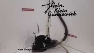 Used Gear stick Volkswagen Touareg Price € 115,00 Margin scheme offered by Gebr.Klein Gunnewiek Ho.BV