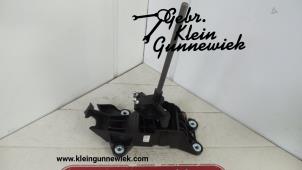 Used Gear stick Ford B-Max Price € 75,00 Margin scheme offered by Gebr.Klein Gunnewiek Ho.BV