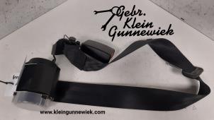Usagé Ceinture de sécurité arrière centre Volkswagen Golf Prix € 60,00 Règlement à la marge proposé par Gebr.Klein Gunnewiek Ho.BV