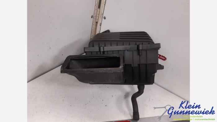 Begagnade Luftfilterhus Skoda Octavia Pris € 26,00 Marginaltabell erbjuds av Klein Gunnewiek Autodemontage & Motorentechniek