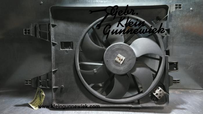 Fan motor from a Renault Kangoo 2010