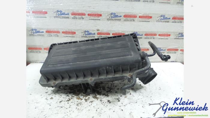 Begagnade Luftfilterhus Volkswagen Polo Pris € 30,00 Marginaltabell erbjuds av Klein Gunnewiek Autodemontage & Motorentechniek