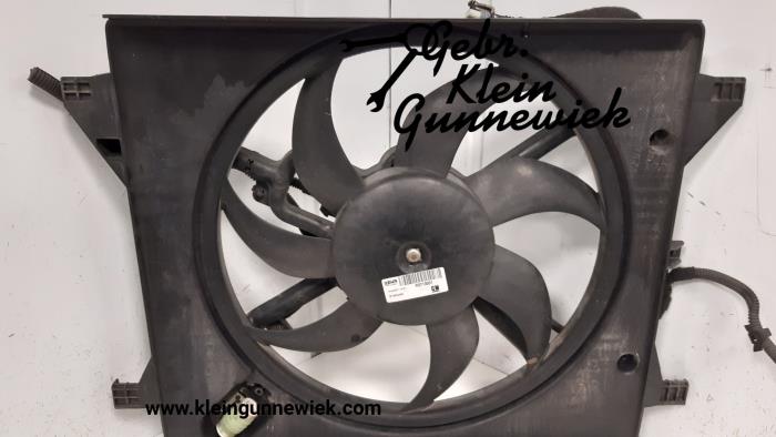 Fan motor from a Opel Meriva 2011