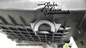 Usagé Boîtier filtre à air Volkswagen Polo Prix € 35,00 Règlement à la marge proposé par Gebr.Klein Gunnewiek Ho.BV