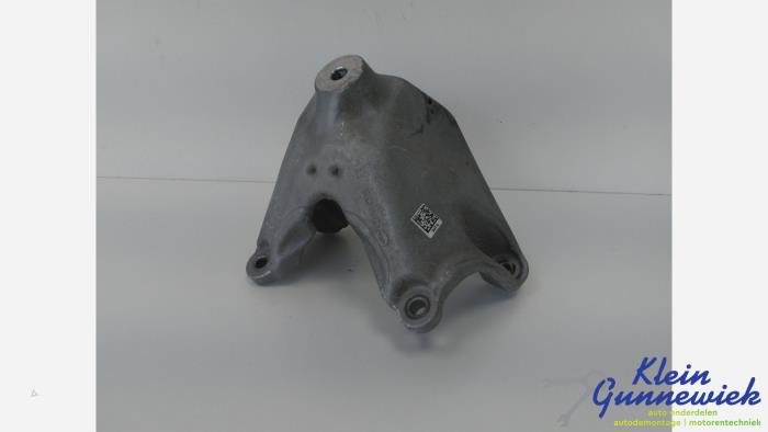 Used Engine mount Audi E-Tron Price € 25,00 Margin scheme offered by Klein Gunnewiek Autodemontage & Motorentechniek